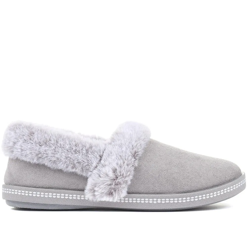 Cozy Campfire Team Toasty Wide Fit Slippers - SKE30032 / 315 879