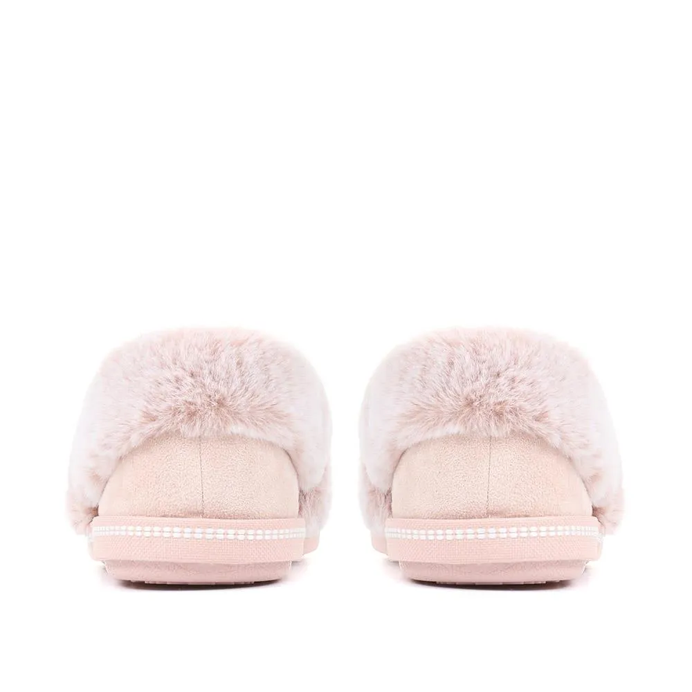 Cozy Campfire Team Toasty Wide Fit Slippers - SKE30032 / 315 879