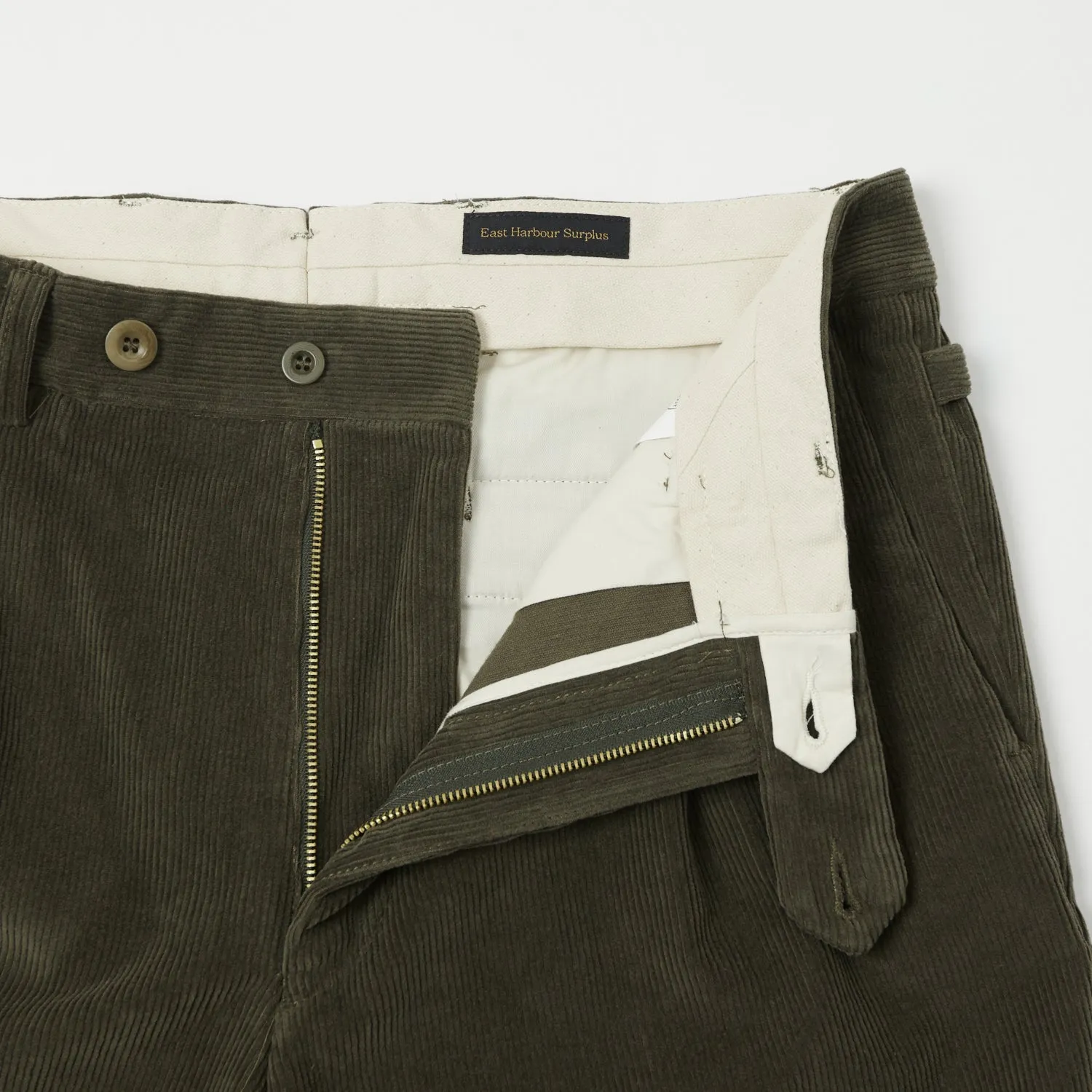 East Harbour Surplus Barry Corduroy Trouser - Green