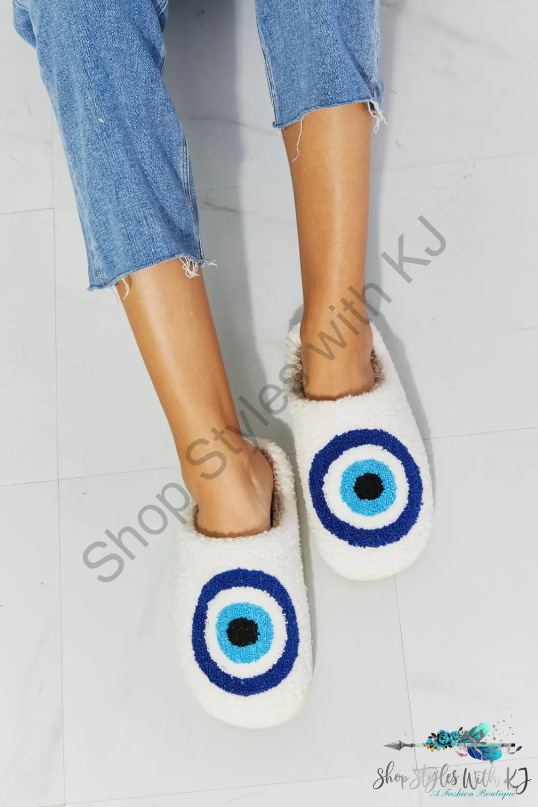 Eye Plush Slipper