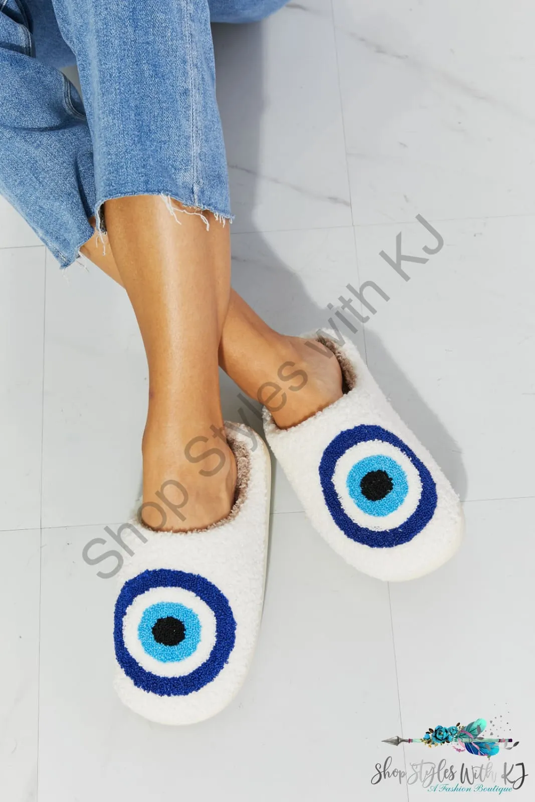 Eye Plush Slipper