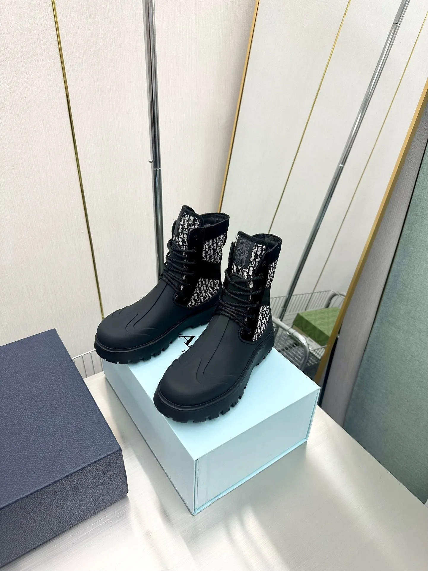 SE1211 DR D-Major Ankle Boot / Size5-10